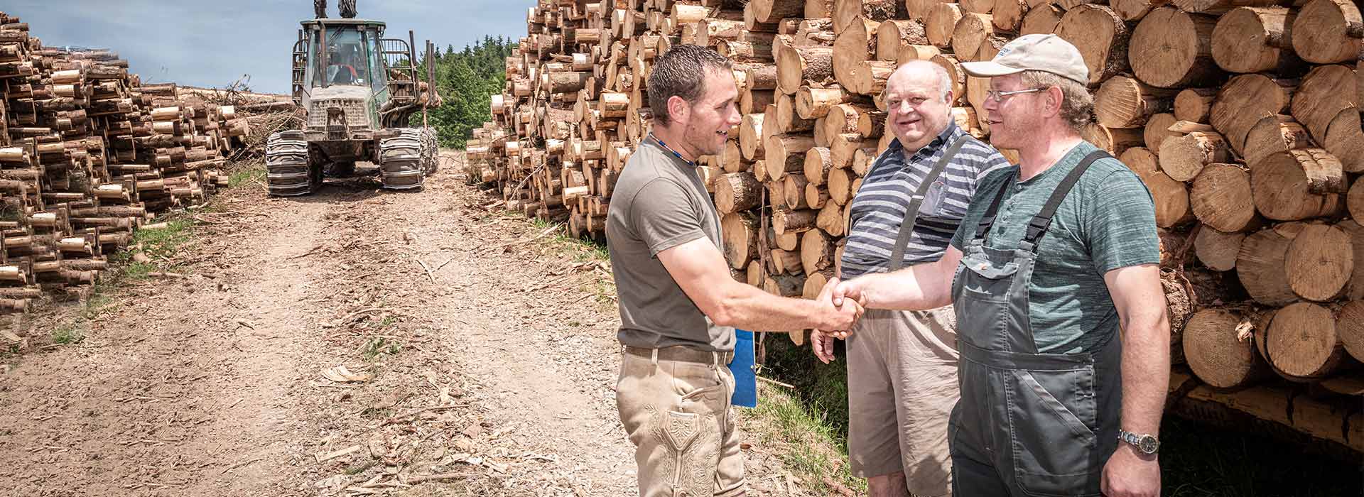 Holzhandel Glück GmbH Forstservice in Salzburg - Holz kaufen in Salzburg - Verkauf von Holz